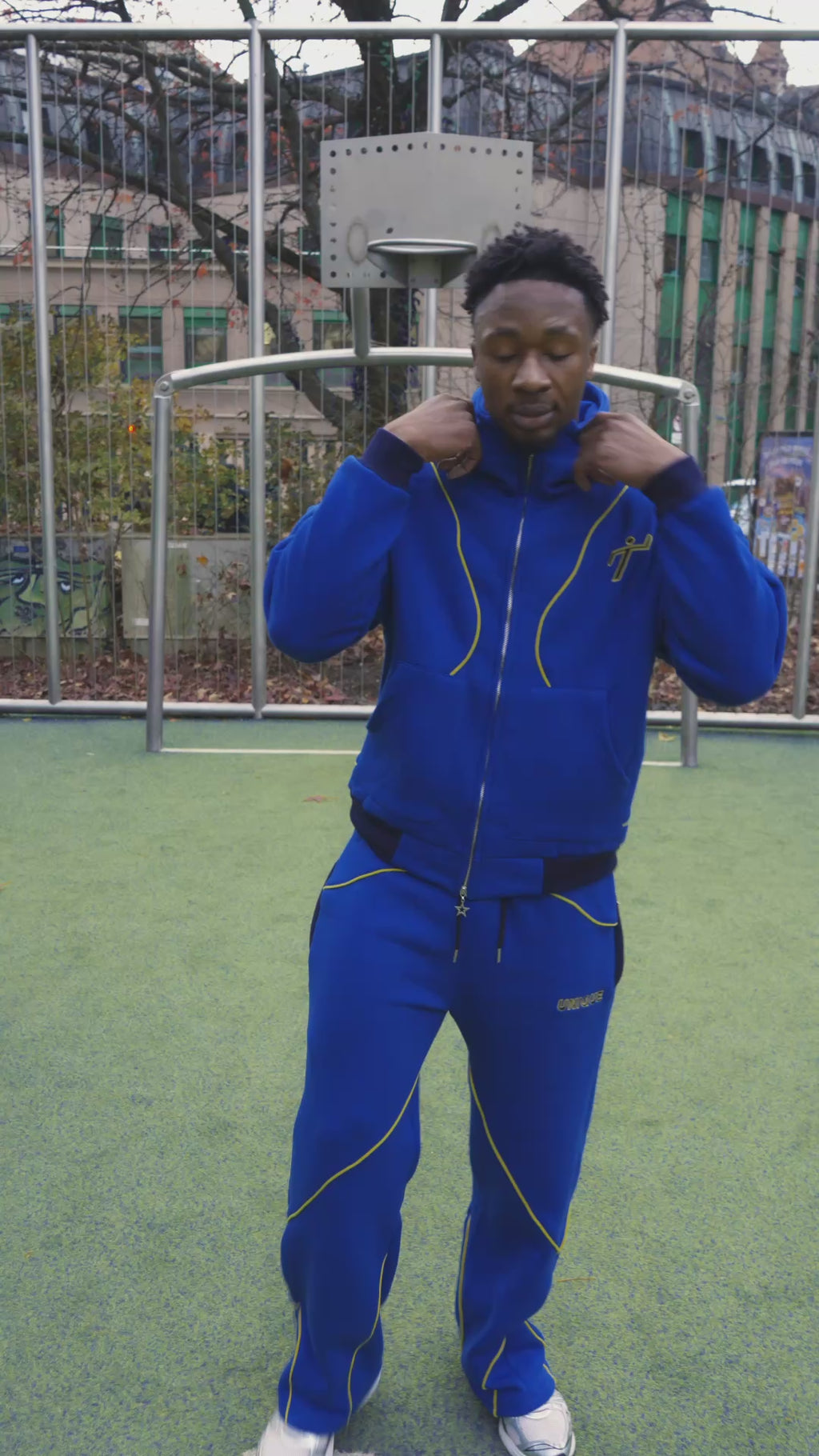 No rush tracksuit